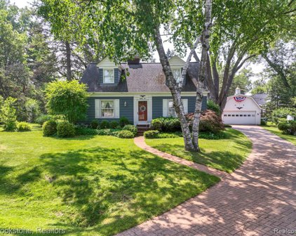 85 HILL CIRCLE, Waterford Twp