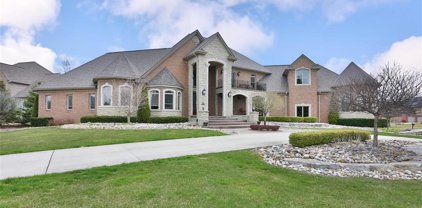 54245 QUEENSBOROUGH, Shelby Twp