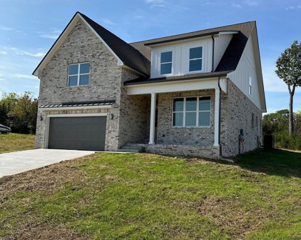 523 McGrath Dr, Smyrna