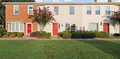 227 Holcomb Ferry Road Unit 227, Roswell