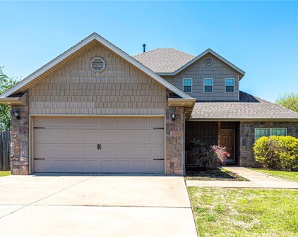 11721 Club House  Parkway, Farmington