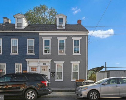 250 N Second St, Columbia