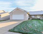 2900 Fieldcrest Drive, Kaukauna image