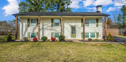 629 Gold Cup Dr, Warrenton