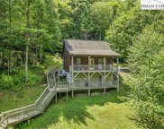195 Blue Jay Drive, West Jefferson image