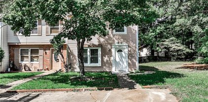 275 Roswell Commons Circle, Roswell