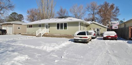 804 W Central Ave, Minot