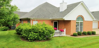 1161 Canterbury Way, La Grange