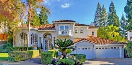 304 Canyon Falls Drive, Folsom