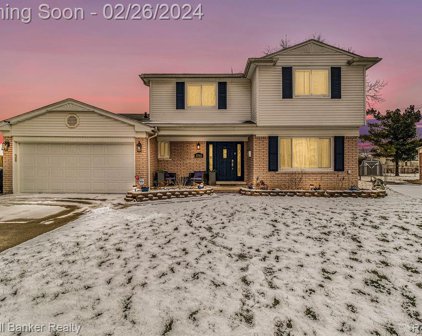 8702 MARY ANN, Sterling Heights