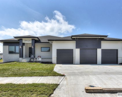 19025 Hackberry Drive, Gretna