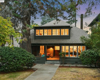 2904 Piedmont Avenue, Berkeley