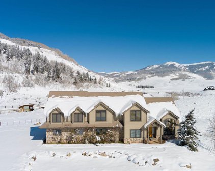 42 Earhart, Crested Butte