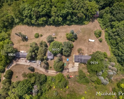 9932 Fulton Street E, Ada