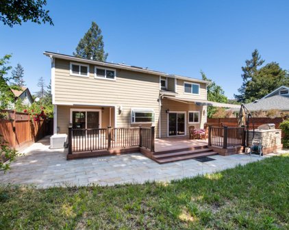2121 Valparaiso AVE, Menlo Park