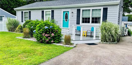62 Montauk Avenue, Westerly