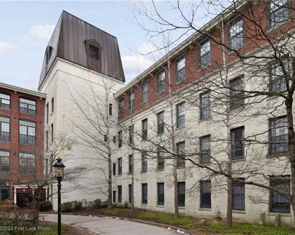15 Higgins  Street Unit 113, Smithfield