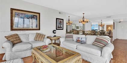 20335 W Country Club Dr Unit #1109, Aventura