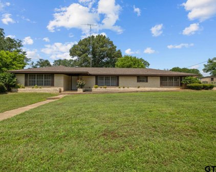 589 N Elm, Frankston