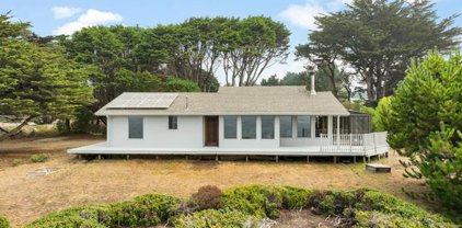 34251 Pacific Reefs Road, Albion