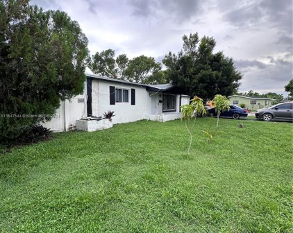 3420 Nw 41st St, Lauderdale Lakes