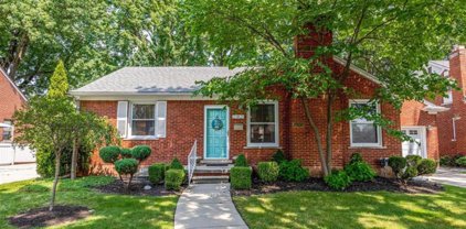 21821 ENGLEHARDT, St. Clair Shores