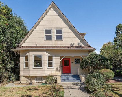 1537 Hearst, Berkeley