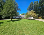 14 Thicket Lane, West Hartford image