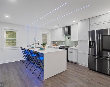 2837 Burrows Ln, Ellicott City