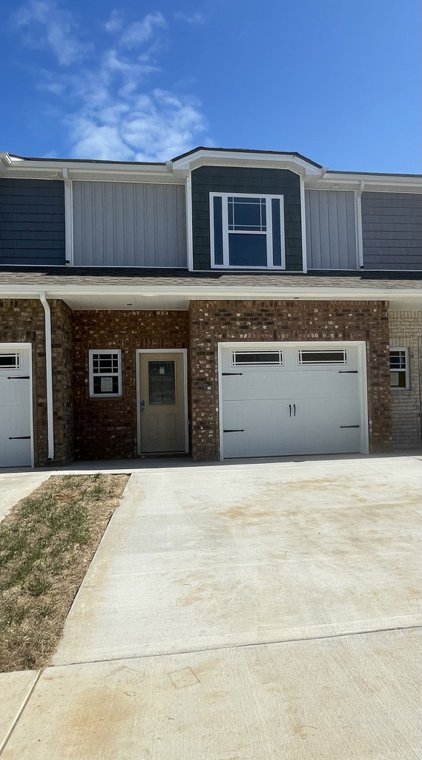 347 Fallow Cir, Clarksville