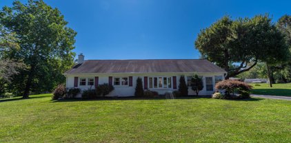 10 Carol Ln, Coatesville