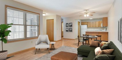 76 Thompson Avenue W, West Saint Paul