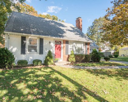 87 Harman Ave, Seekonk