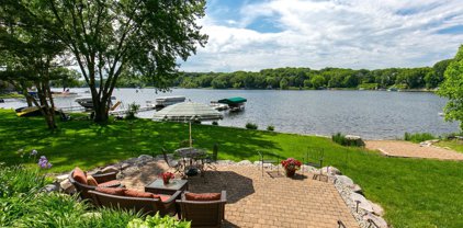 9249 Lake Riley Boulevard, Chanhassen