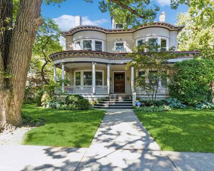 1046 Michigan Avenue, Evanston
