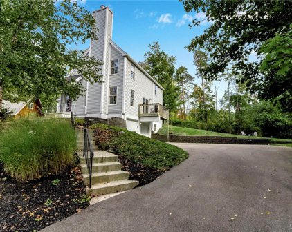 66 Byeberry  Court, East Aurora-Village-142401