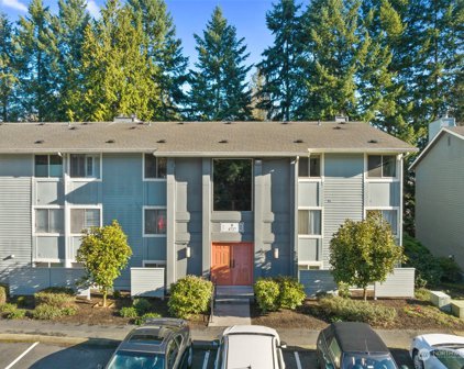 4727 W Lake Sammamish Parkway SE Unit #B105, Issaquah