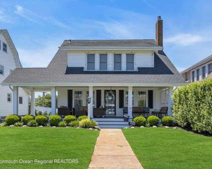 13 Salem Avenue, Spring Lake