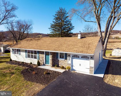 3062 Friedensburg Rd, Reading