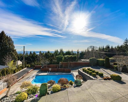 1020 Greenwood Road, West Vancouver