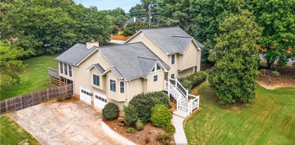 3944 Carriage House Ln, Duluth
