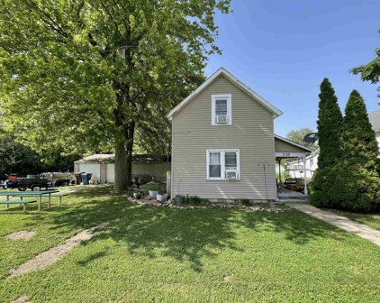 220 W Second Street, Fairmount