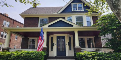 1257 Cove Avenue, Lakewood