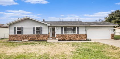 55225 Pear Road, South Bend