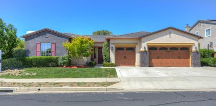 1651 Chatham Pl, Brentwood