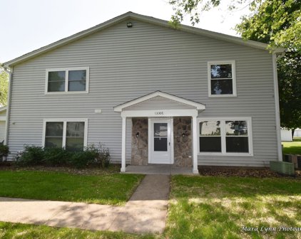 1330 N Glen Circle Unit #C, Aurora