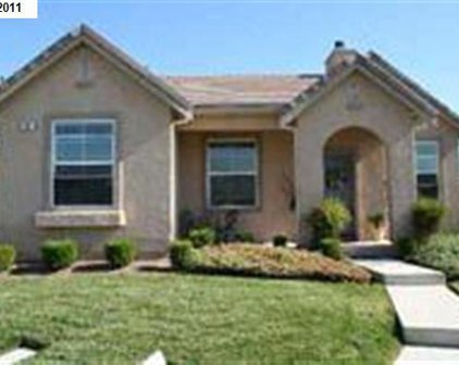 141 Cavendish Ct, Brentwood