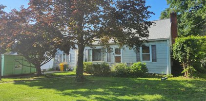 19 Bon Air Ave, Brooklyn