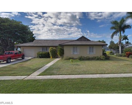 824 Buttonwood Court, Marco Island