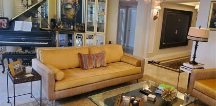 2000 Island Blvd Unit #306, Aventura